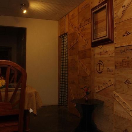Hostel Guayacan Puerto Armuelles ภายนอก รูปภาพ