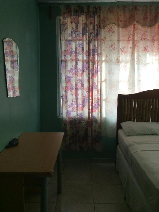 Hostel Guayacan Puerto Armuelles ภายนอก รูปภาพ